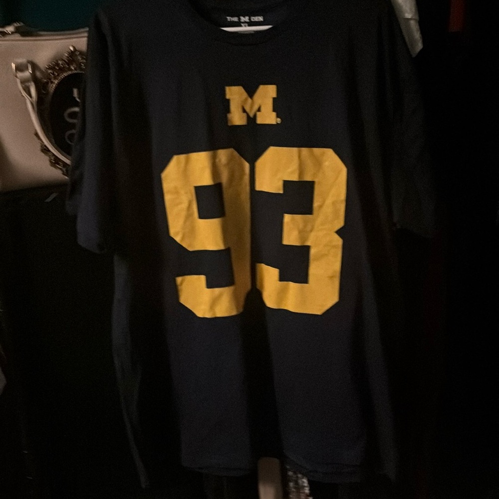 Michigan Wolverine shirt
